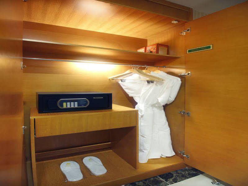Hanting Express Sanya The First Market Branch Hotel Dış mekan fotoğraf